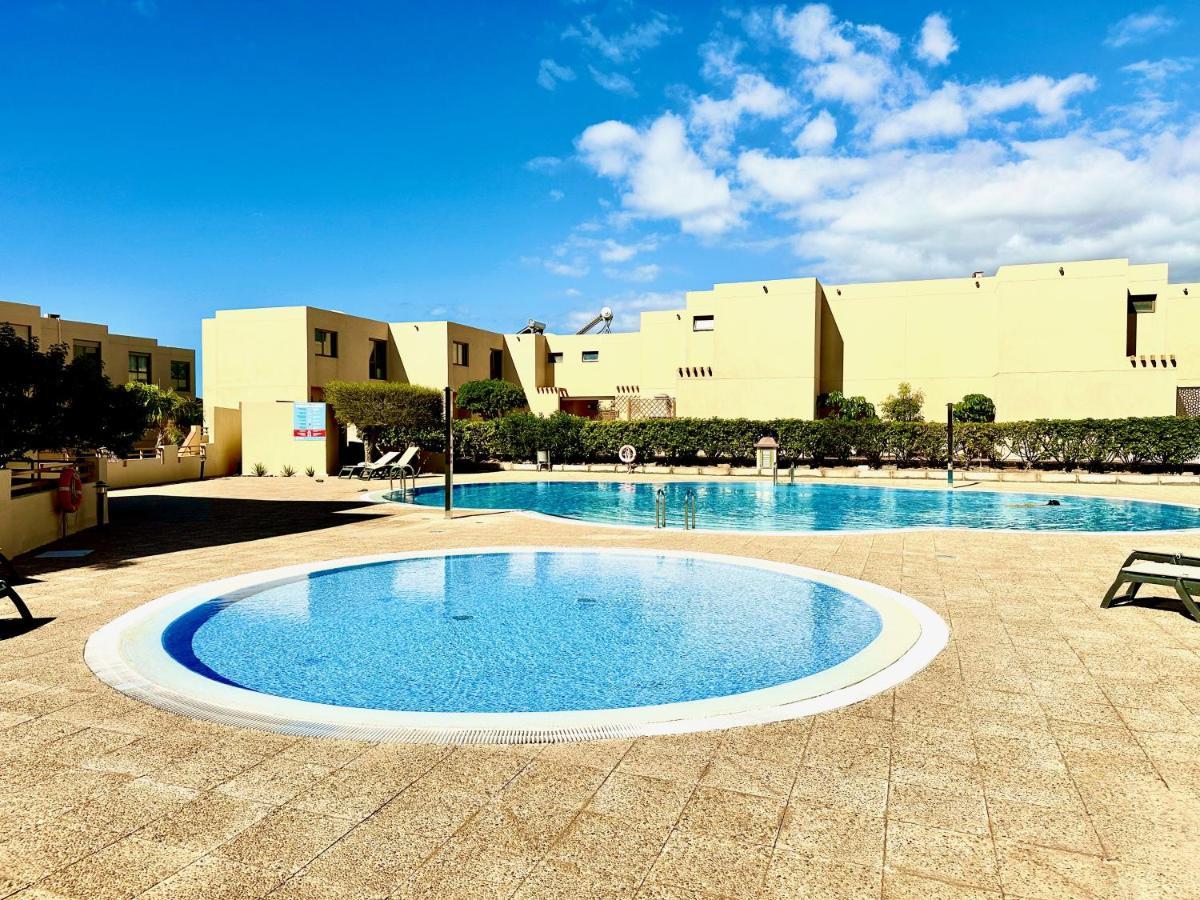 Pambnb - 250M To Beach, Family Pools, Wi-Fi & Bbq غراناديا دي أبونا المظهر الخارجي الصورة